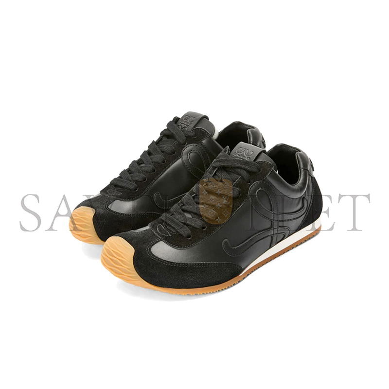 LOEWE BALLET RUNNER 2.0 IN NYLON AND CALFSKIN LLBR282X03 3 LOEWE BALLET RUNNER 2.0 IN NYLON AND CALFSKIN LLBR282X03 3